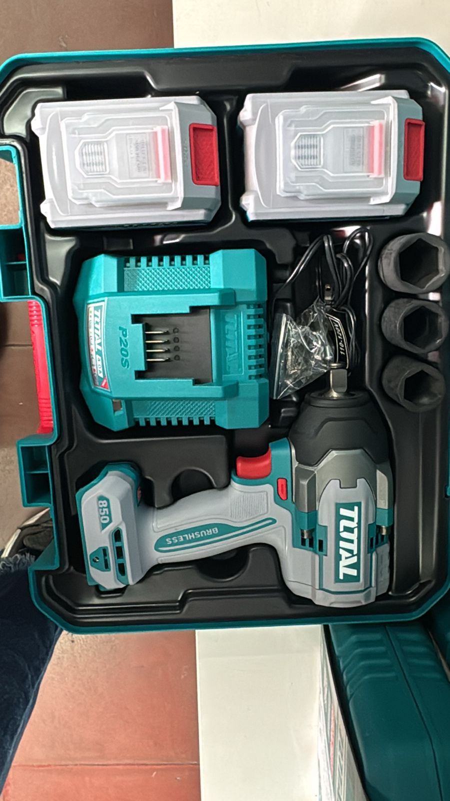 PISTOLA DE IMPACTO 20V 850N.M UTIWLI2085